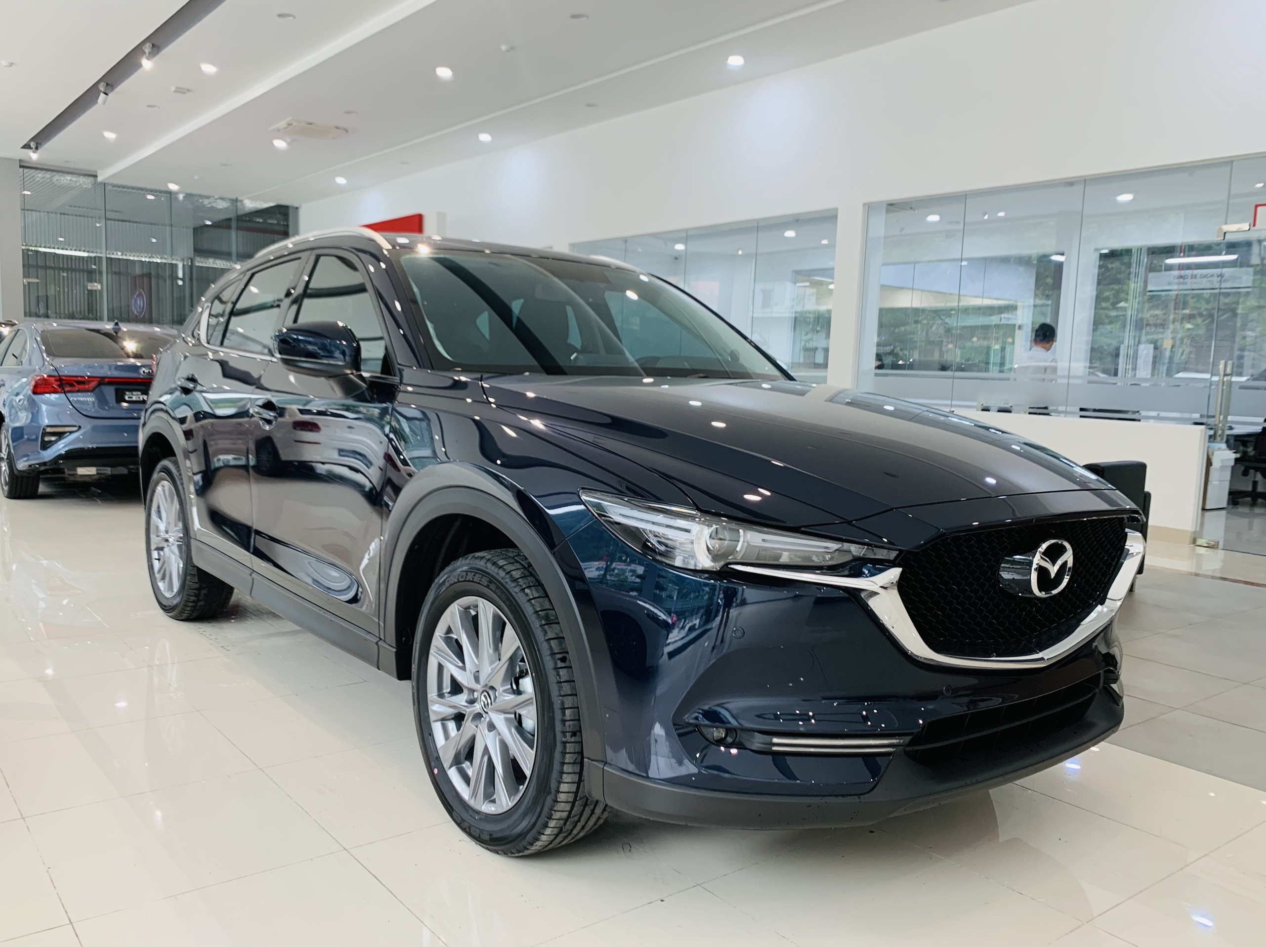 New Mazda CX-5 2.0 Luxury